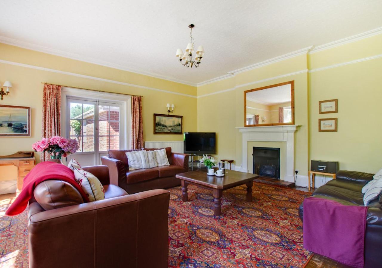 The Old Rectory Villa Tattingstone Exterior photo